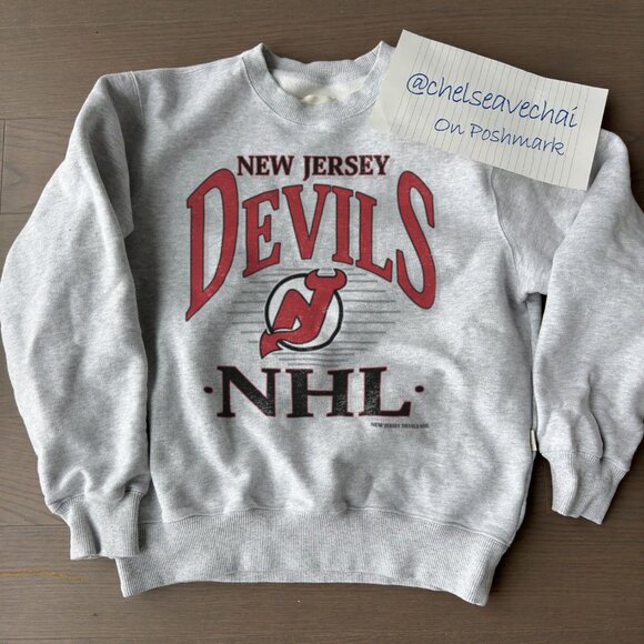 Vintage New Jersey Devils Hockey Sweatshirt 90s NHL New Jersey Devils Unisex Tee - Picture 1 of 2